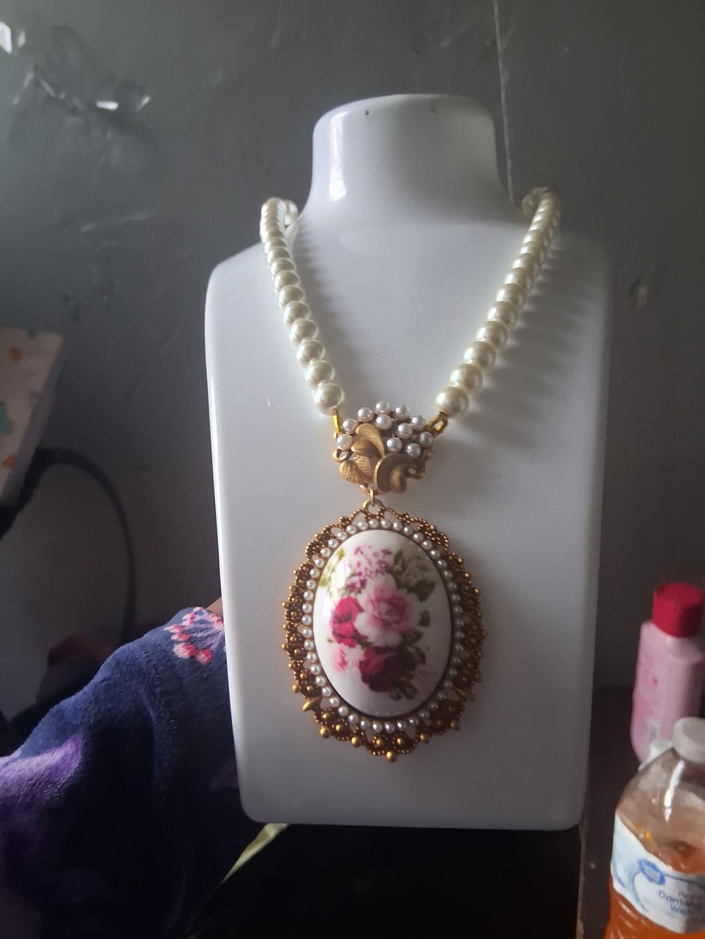 Pearl Bead Necklace with Floral Cameo Pendant - Ivory and Gold - Picture 2 of 5